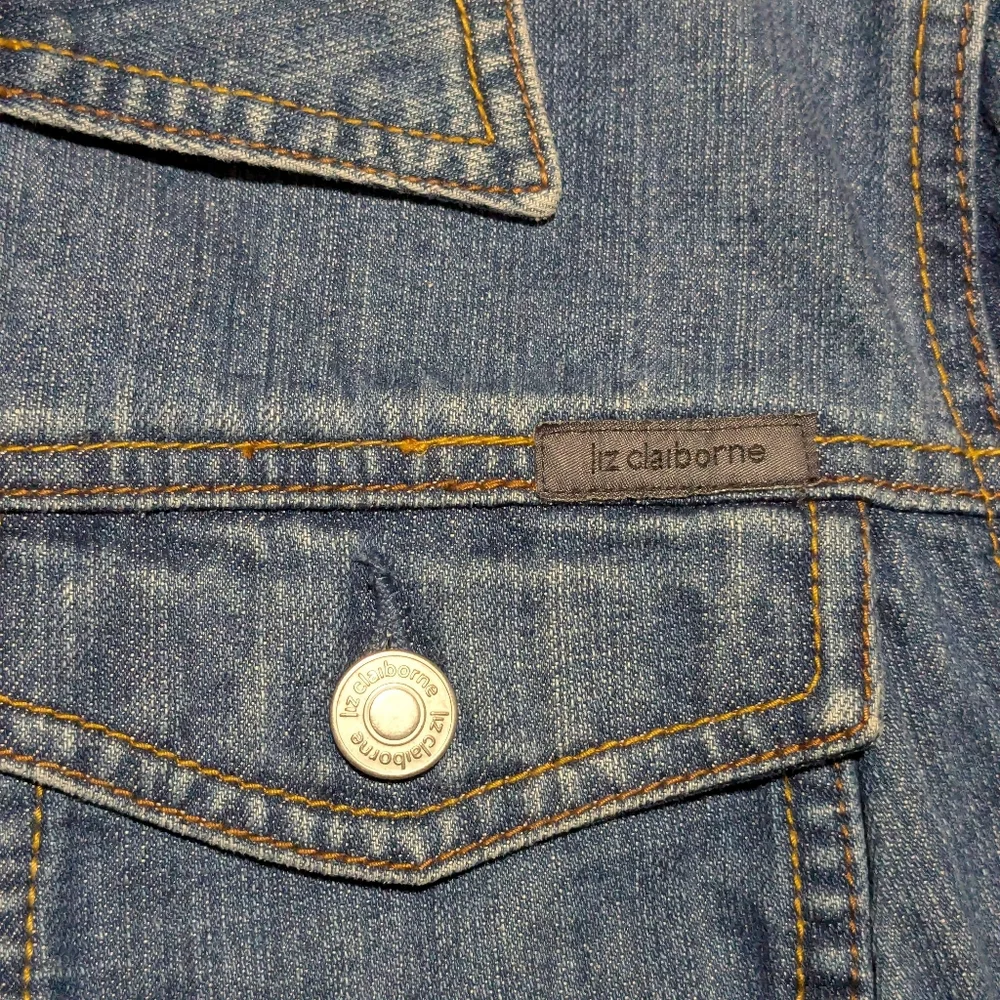 Liz Claiborne Denim Jean Jacket Blue 100% Cotton Button Chest Pockets 2X Plus Sz
